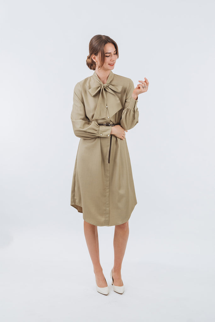 Mileorri Ribbon Tie Long Sleeve Short Dress