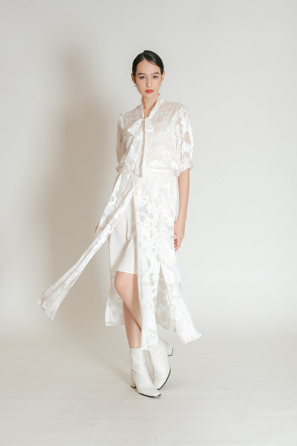 Prinolla Lace Floral Sheer Overlay Maxi Skirt