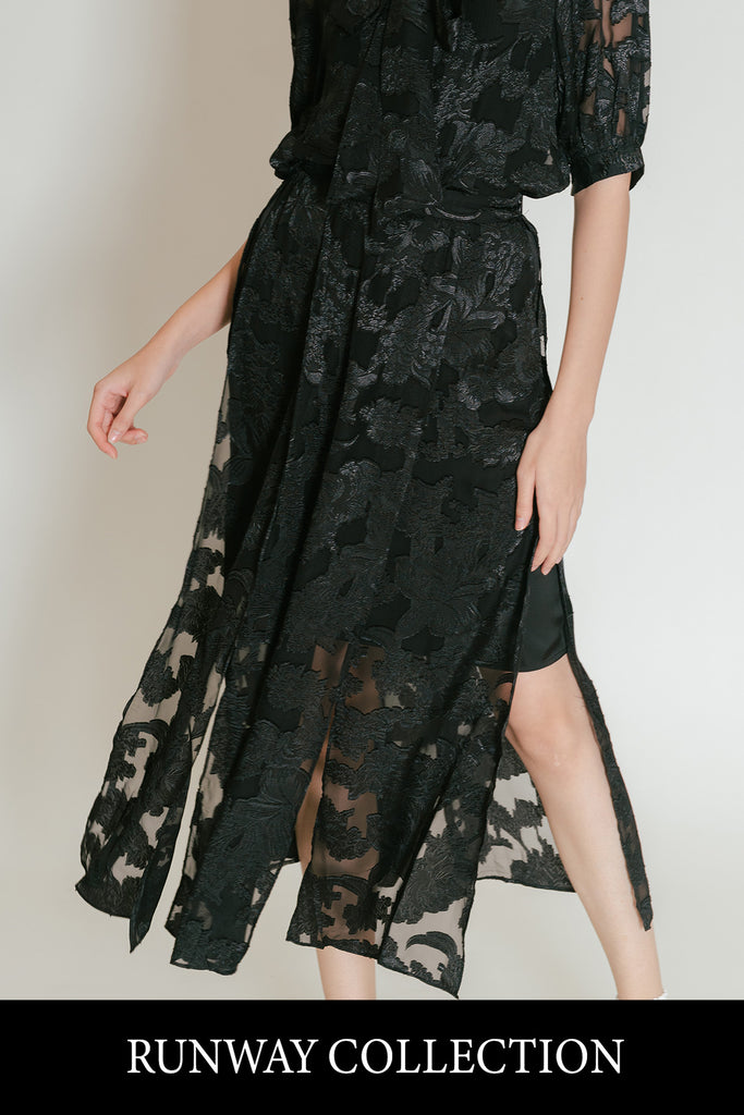 Prinolla Lace Floral Sheer Overlay Maxi Skirt 26 INCHI