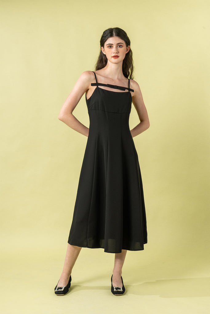 Yveillea Ribbon Strap Sleeveless Maxi Dress