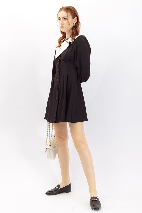 Eleanel Contrast Flat Collar Mini Dress